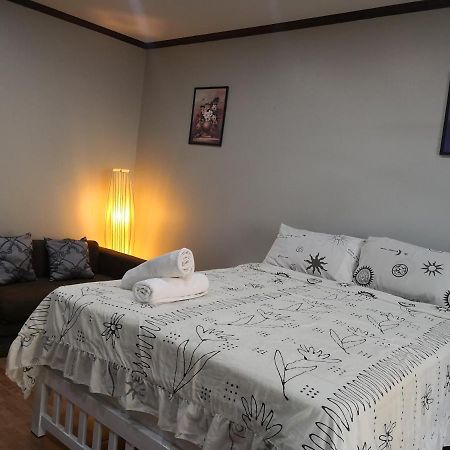 Condominum In Jomtien Beach With Sea View, Balcony And Free Wifi Pattaya Exterior photo
