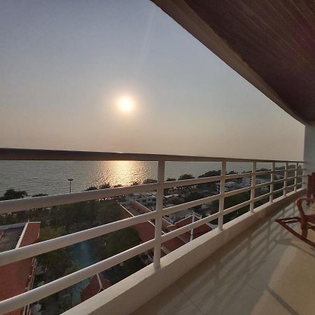 Condominum In Jomtien Beach With Sea View, Balcony And Free Wifi Pattaya Exterior photo