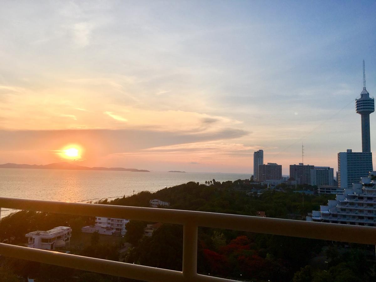 Condominum In Jomtien Beach With Sea View, Balcony And Free Wifi Pattaya Exterior photo