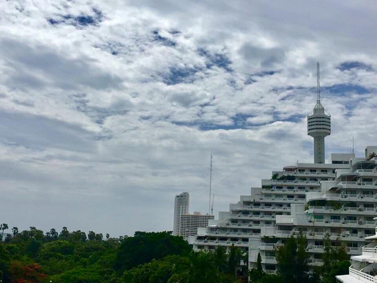 Condominum In Jomtien Beach With Sea View, Balcony And Free Wifi Pattaya Exterior photo
