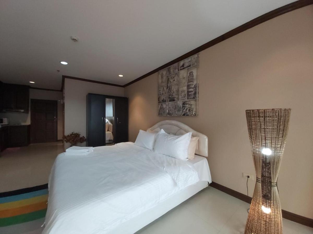 Condominum In Jomtien Beach With Sea View, Balcony And Free Wifi Pattaya Exterior photo