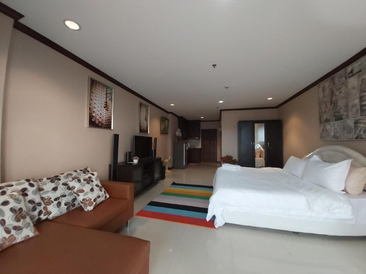 Condominum In Jomtien Beach With Sea View, Balcony And Free Wifi Pattaya Exterior photo