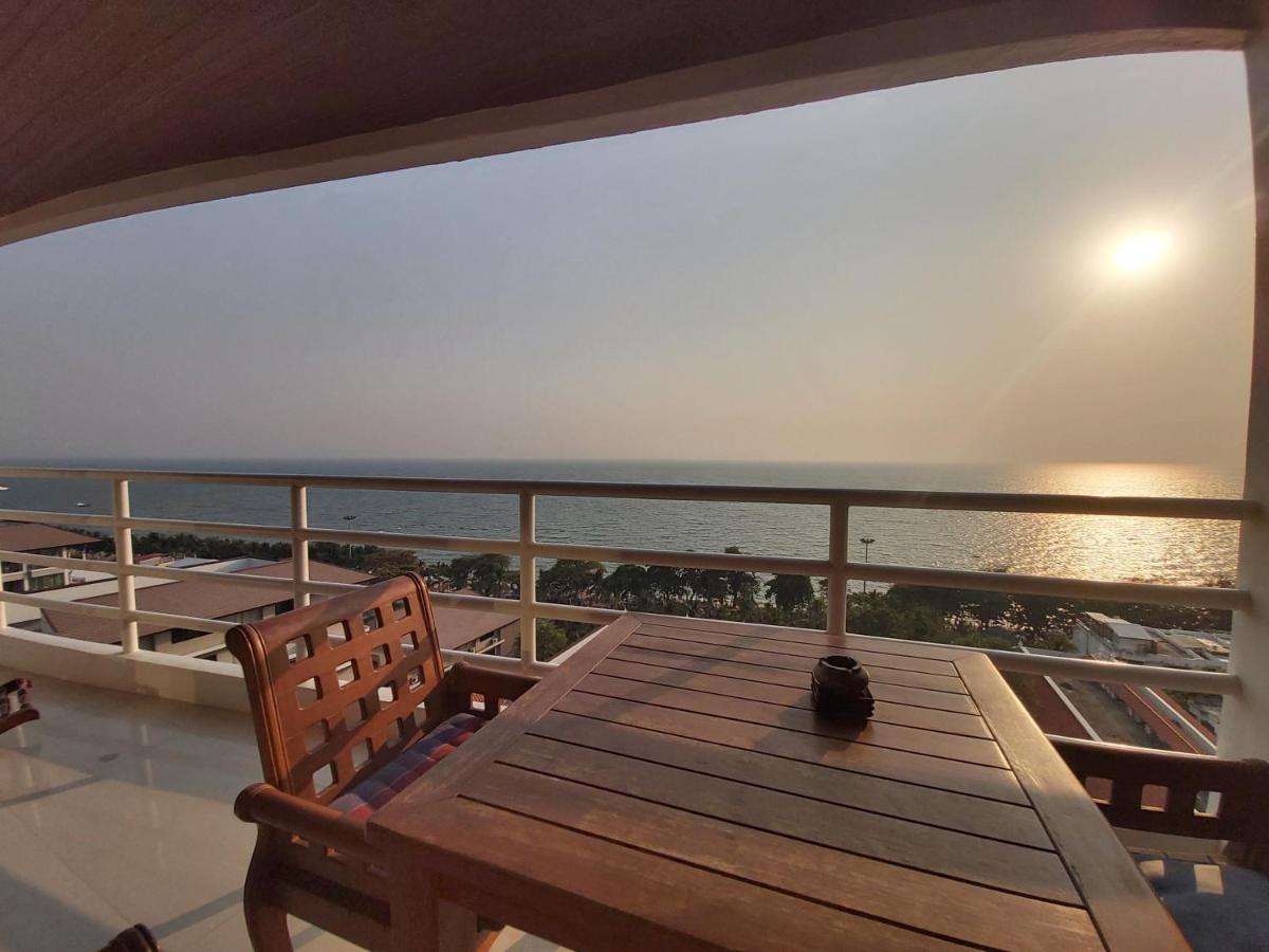 Condominum In Jomtien Beach With Sea View, Balcony And Free Wifi Pattaya Exterior photo